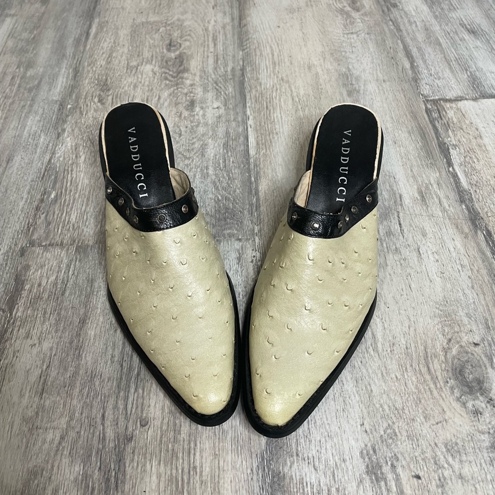 Vadduccui Ostrich Shoes